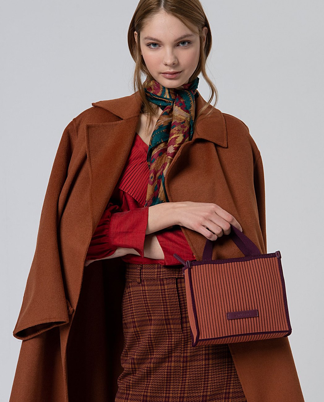 Knitted mini shopper bag Burgundy