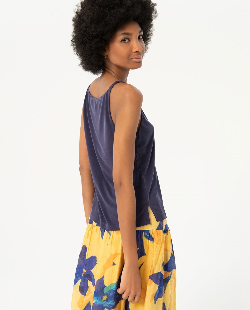 V-neck tank top