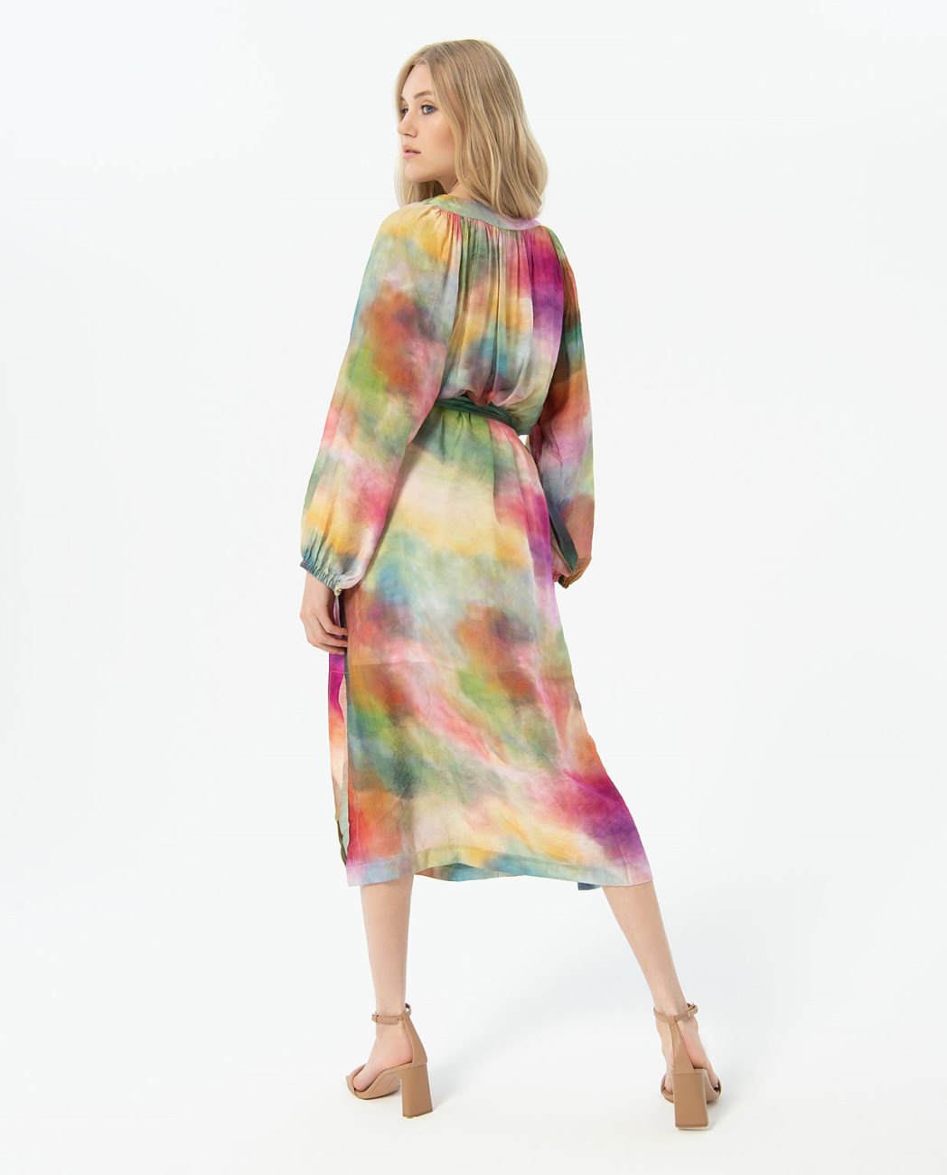 Oversize midi dress with belt