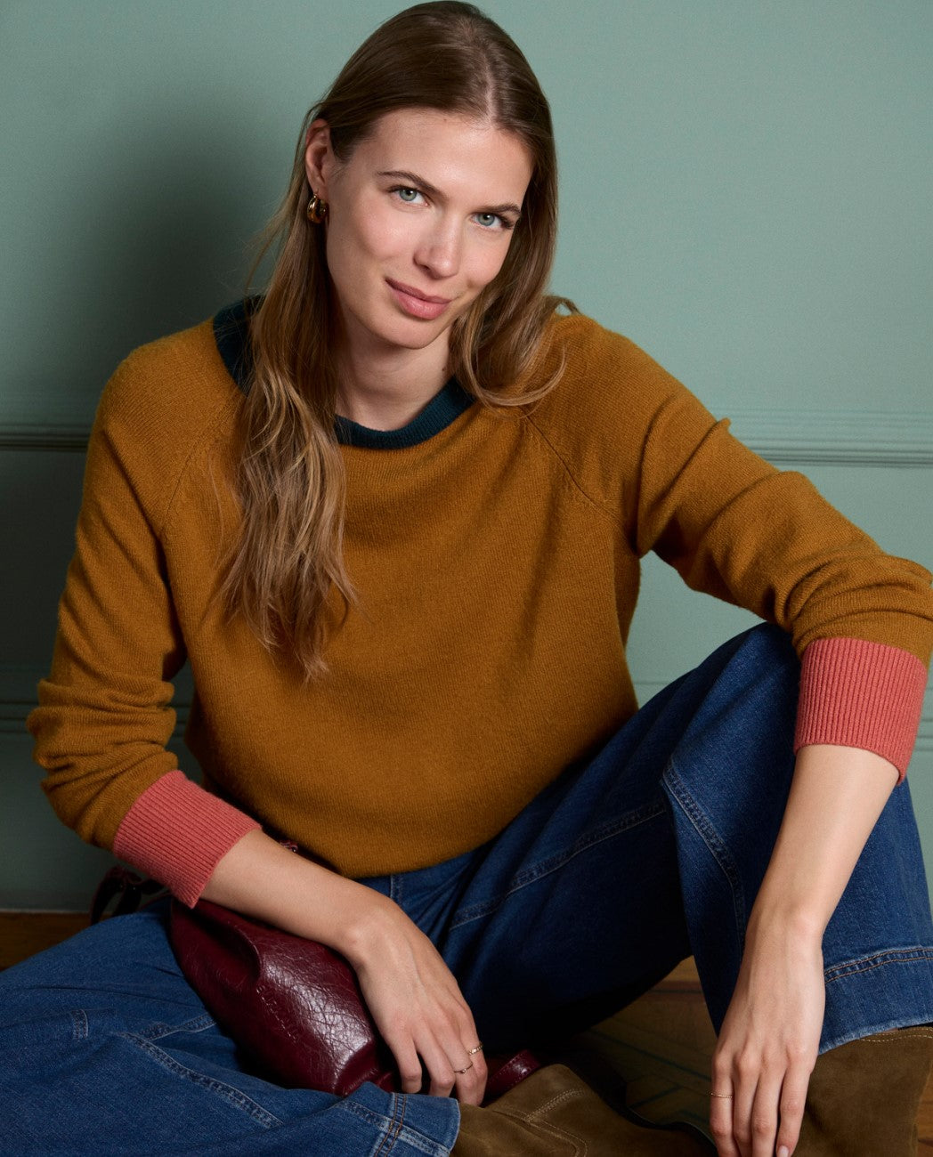 Knit sweater with contrasting details camel