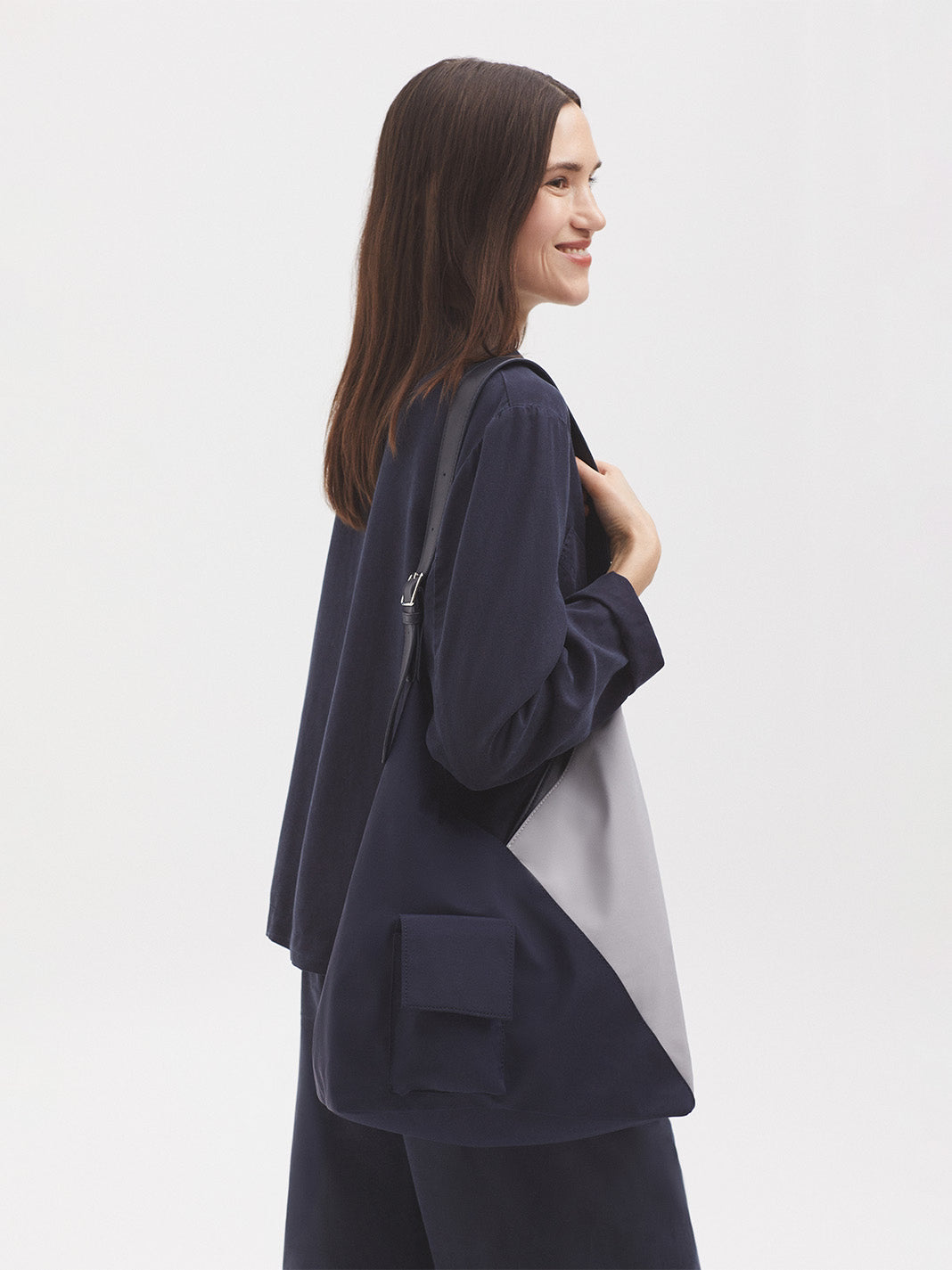 Two tone nylon bag navy