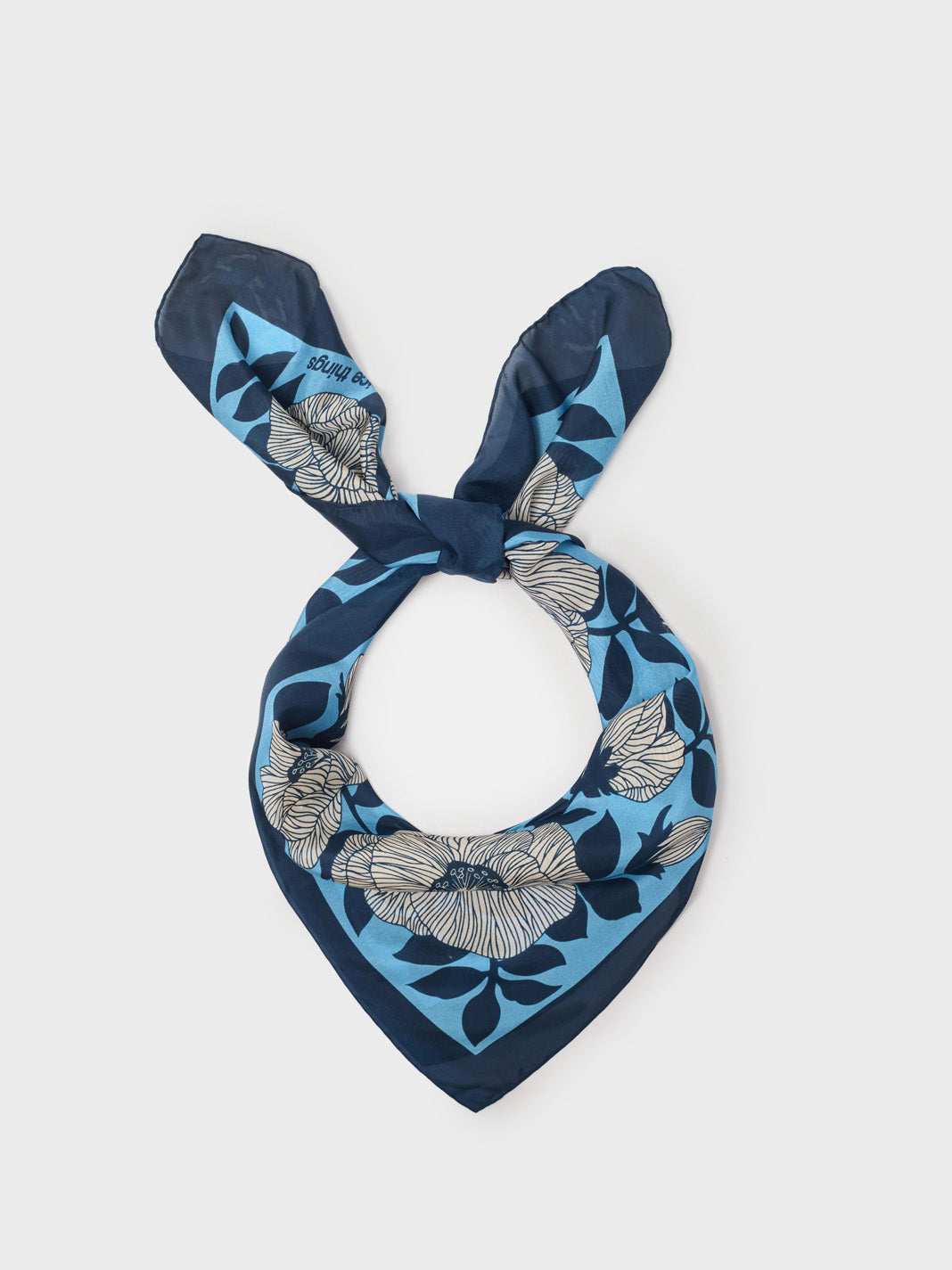 Camelia silk scarf blue