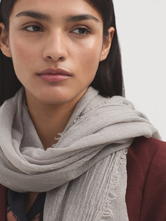 Plain gray foulard