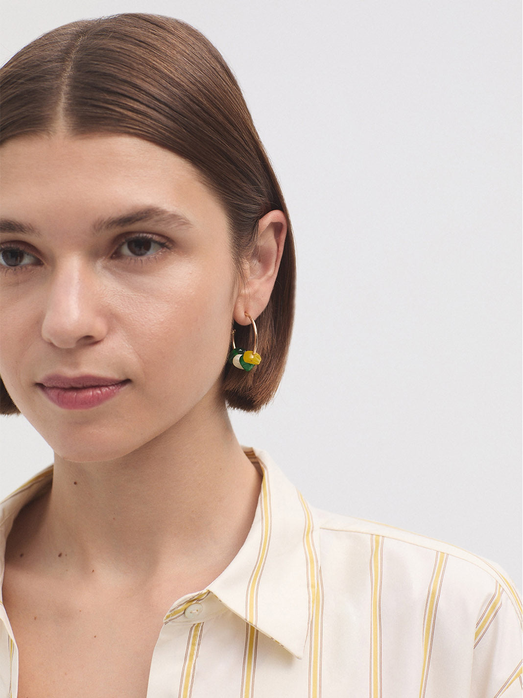 Hoop stone earrings yellow
