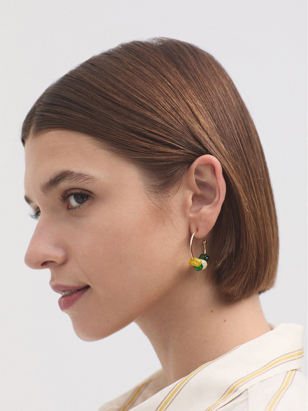 Hoop stone earrings yellow