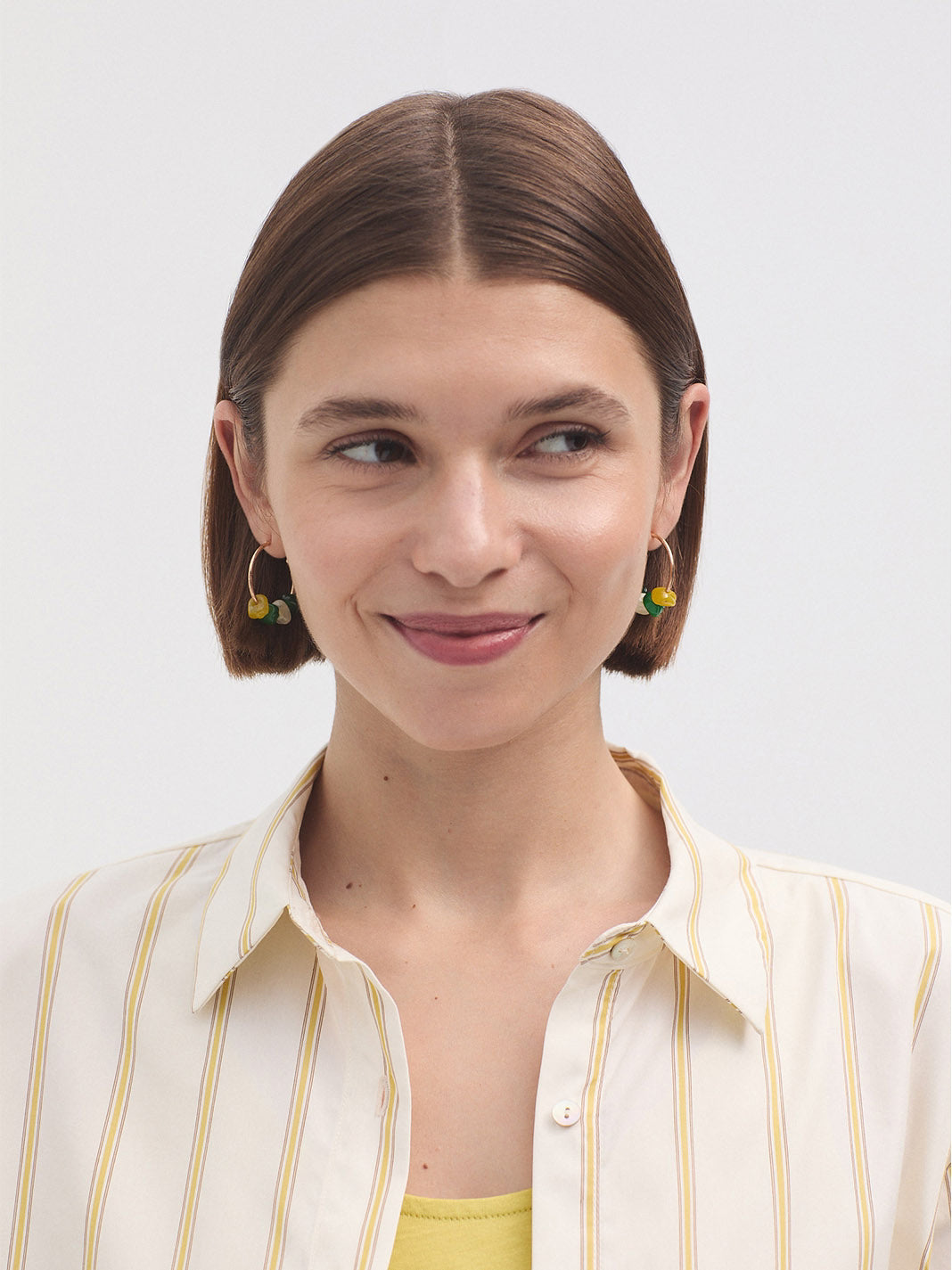 Hoop stone earrings yellow