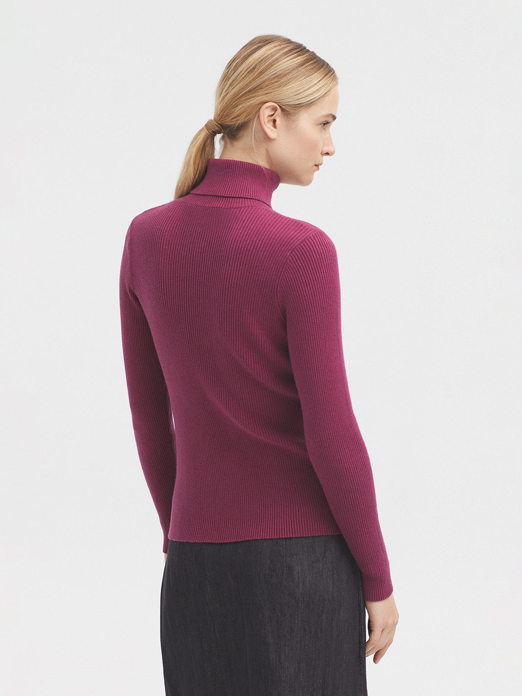 Basic roll neck jumper