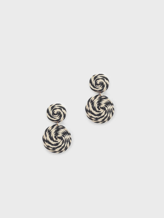 Straw braided earrings black