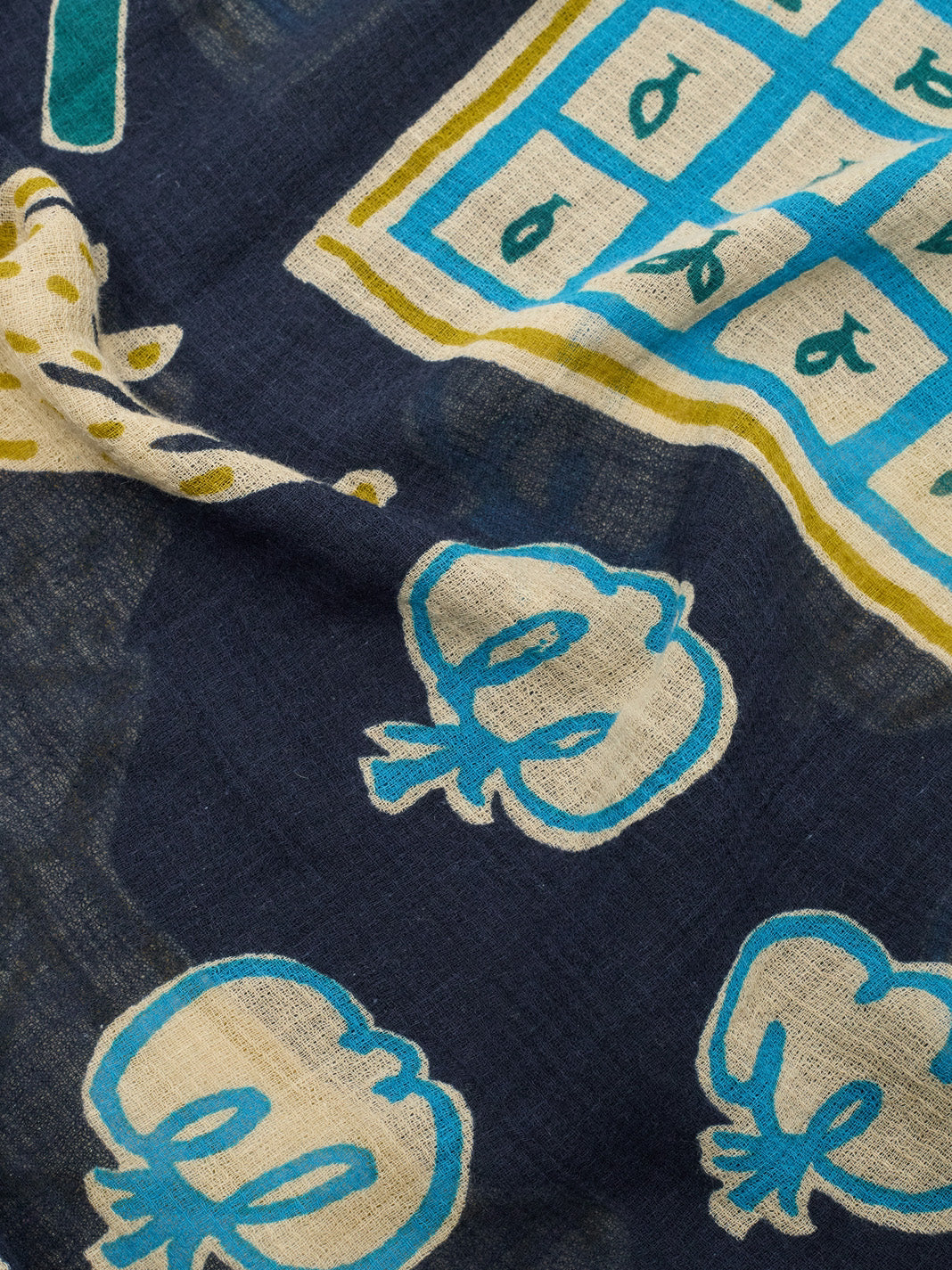 Nice & Green scarf blue