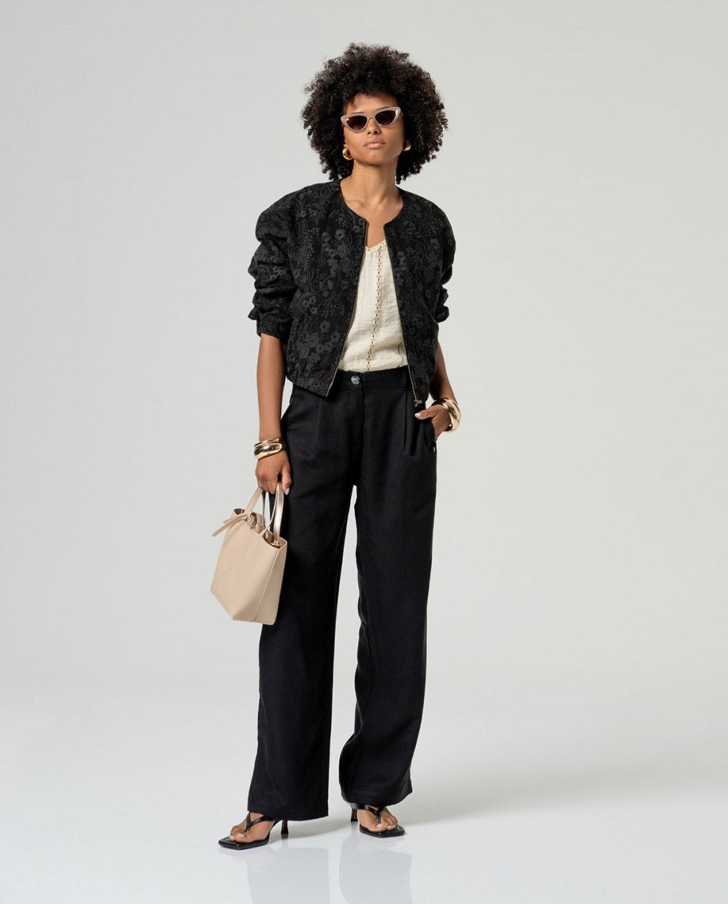 Embroidered print top Ecru