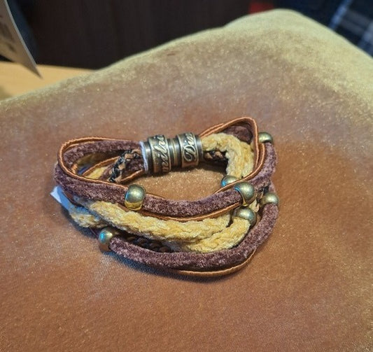 Bracelet fabric brown