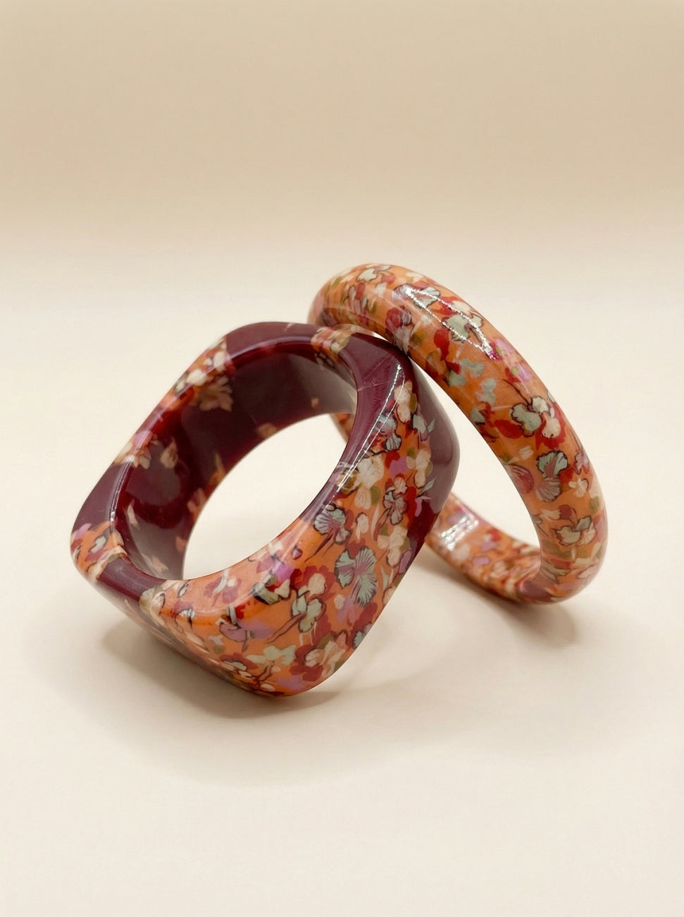 Flower print round bracelet Red