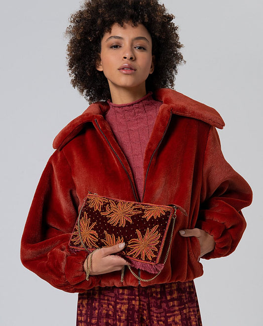 Hand-embroidered clutch Chestnut