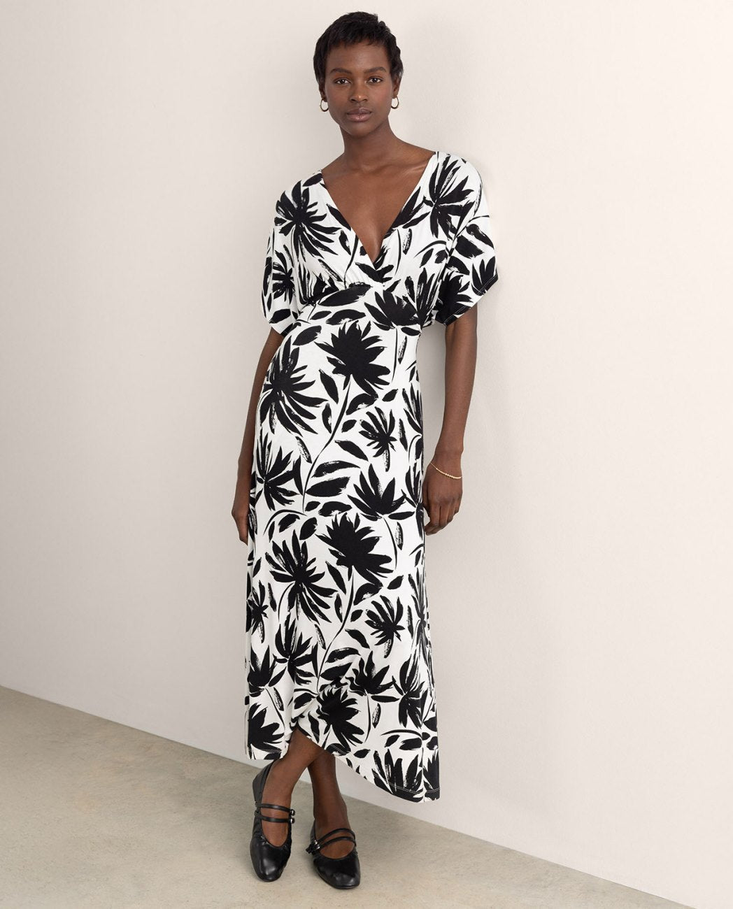 dress black and white