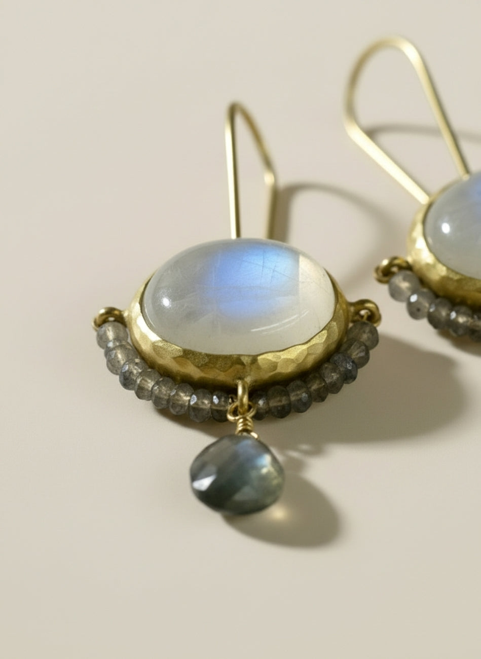 Labradorite earring White