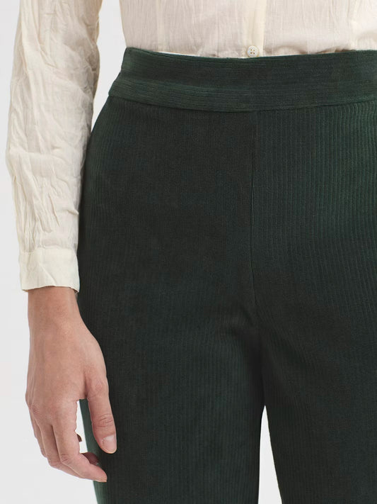 Elastic corduroy trousers Dark Green