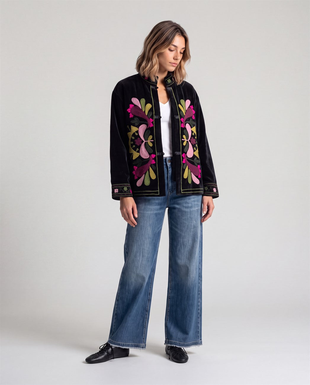 Embroidered jacket Black