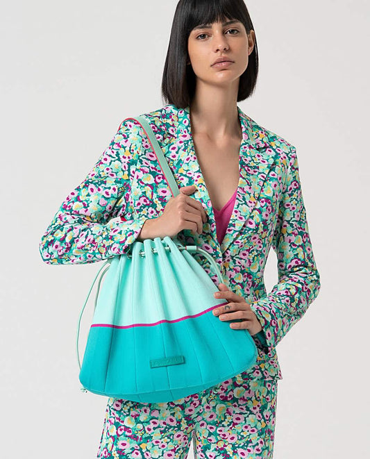 Knitted bag turquoise