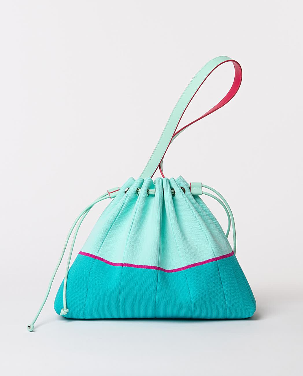 Knitted bag turquoise
