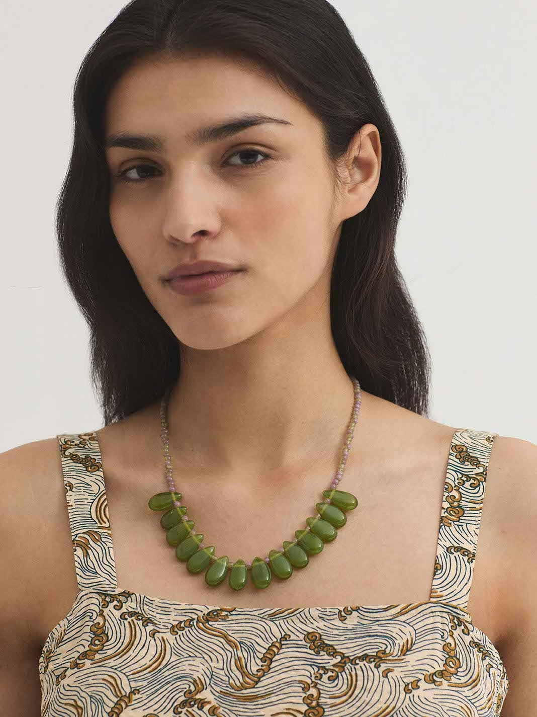 Teardrop beaded necklace Green