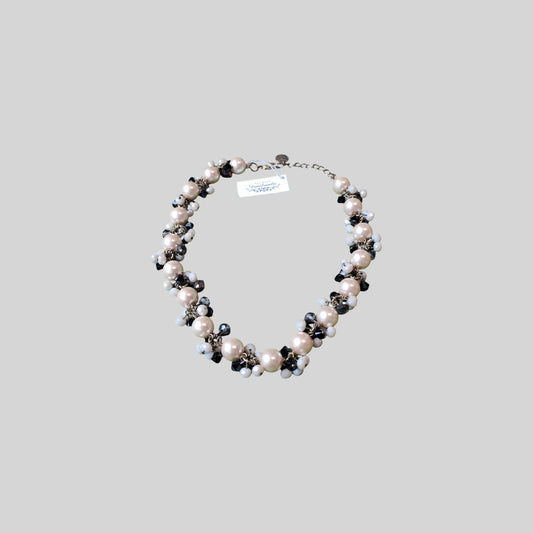 Pearl necklace Black