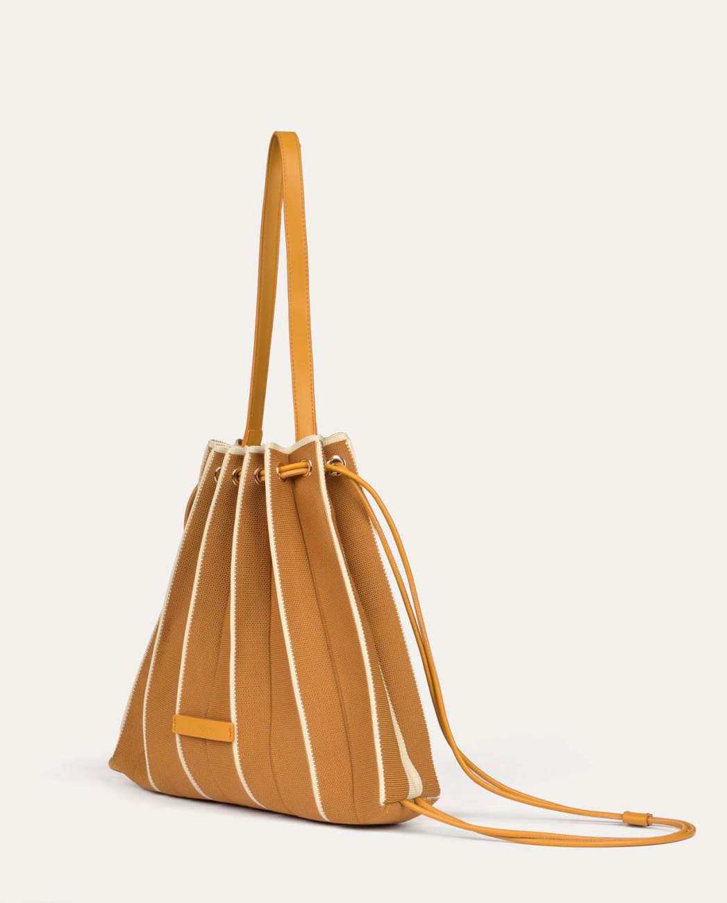Pleated backpack Camel