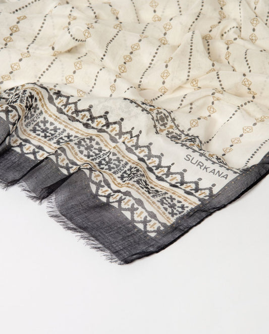 Embroidery print scarf Ecru