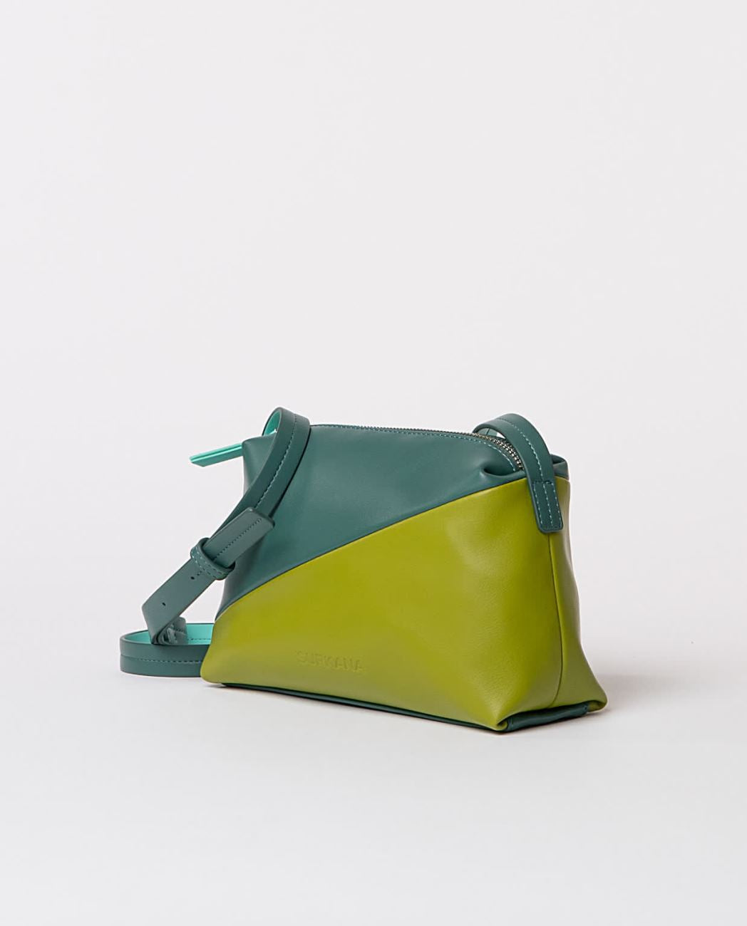Bicolor shoulder bag green