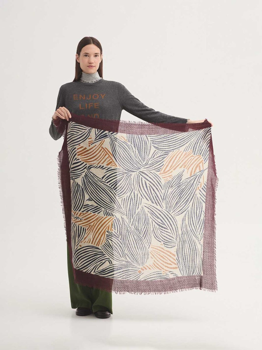 Jungle print scarf Ecru