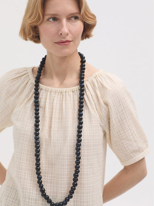Wooden bead necklace navy