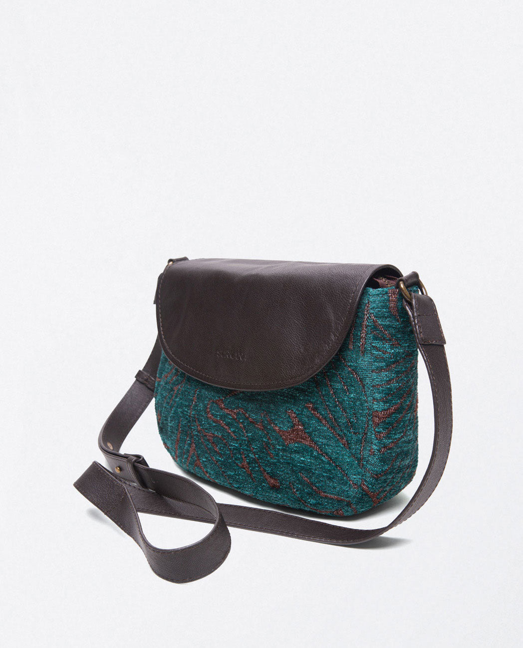 Bicolored shoulder bag