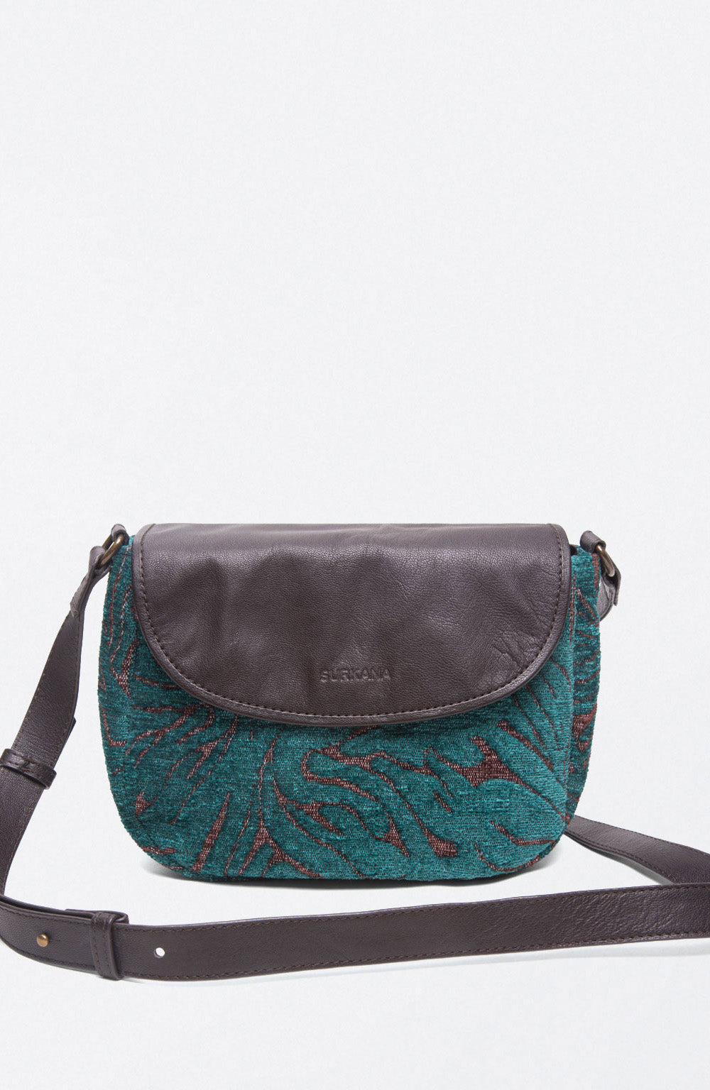 Bicolored shoulder bag