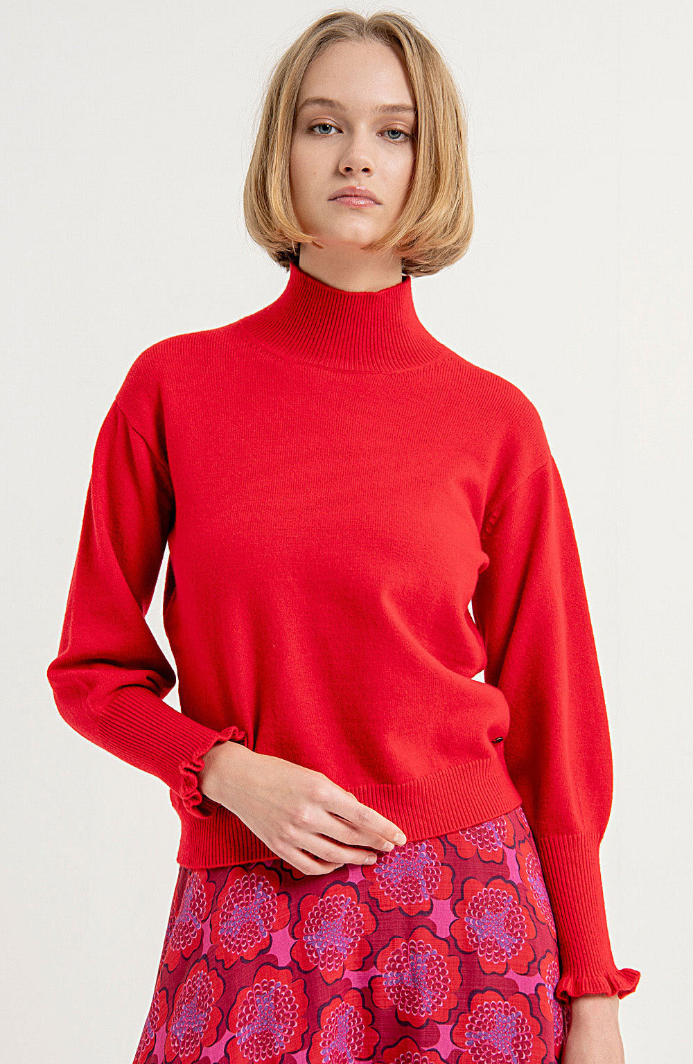 High neck sweater