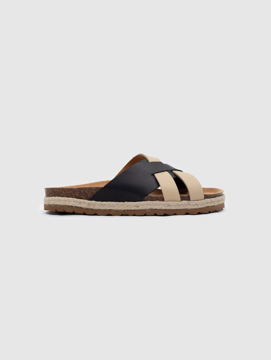 Two-tone organic sandals