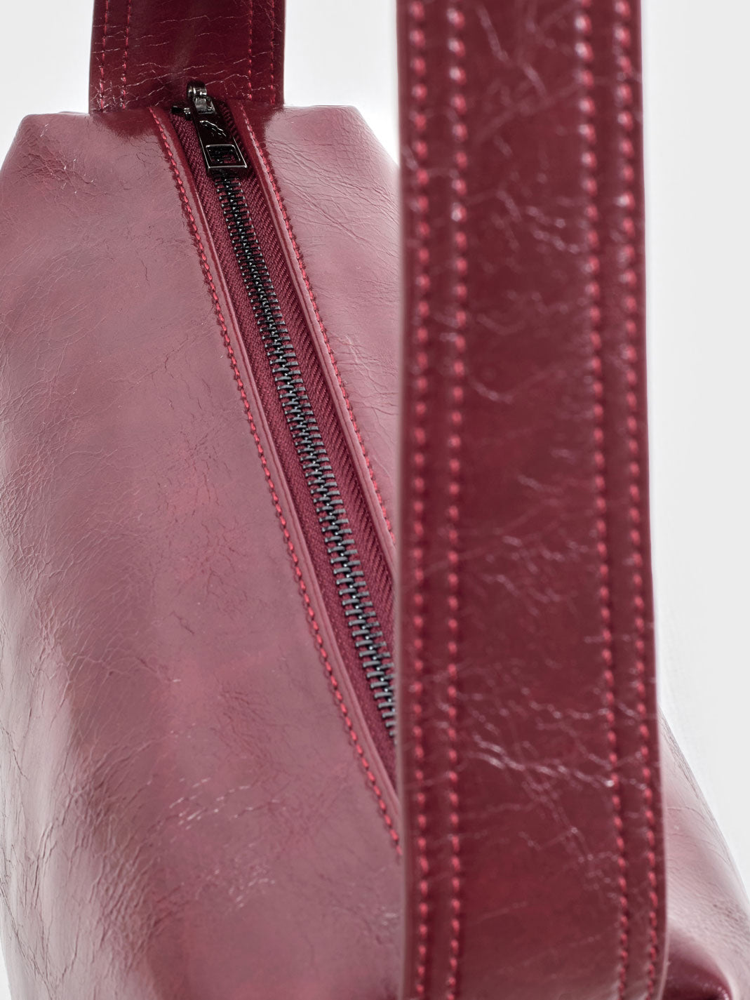 Side detailing bag