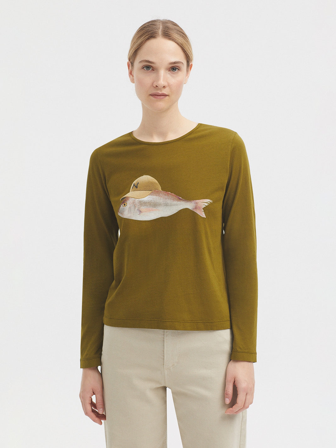 T shirt "fish" print