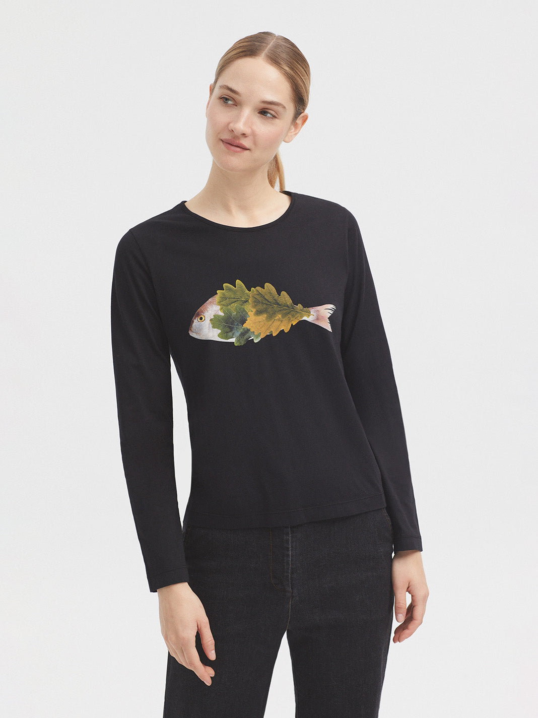 T shirt "fish" print