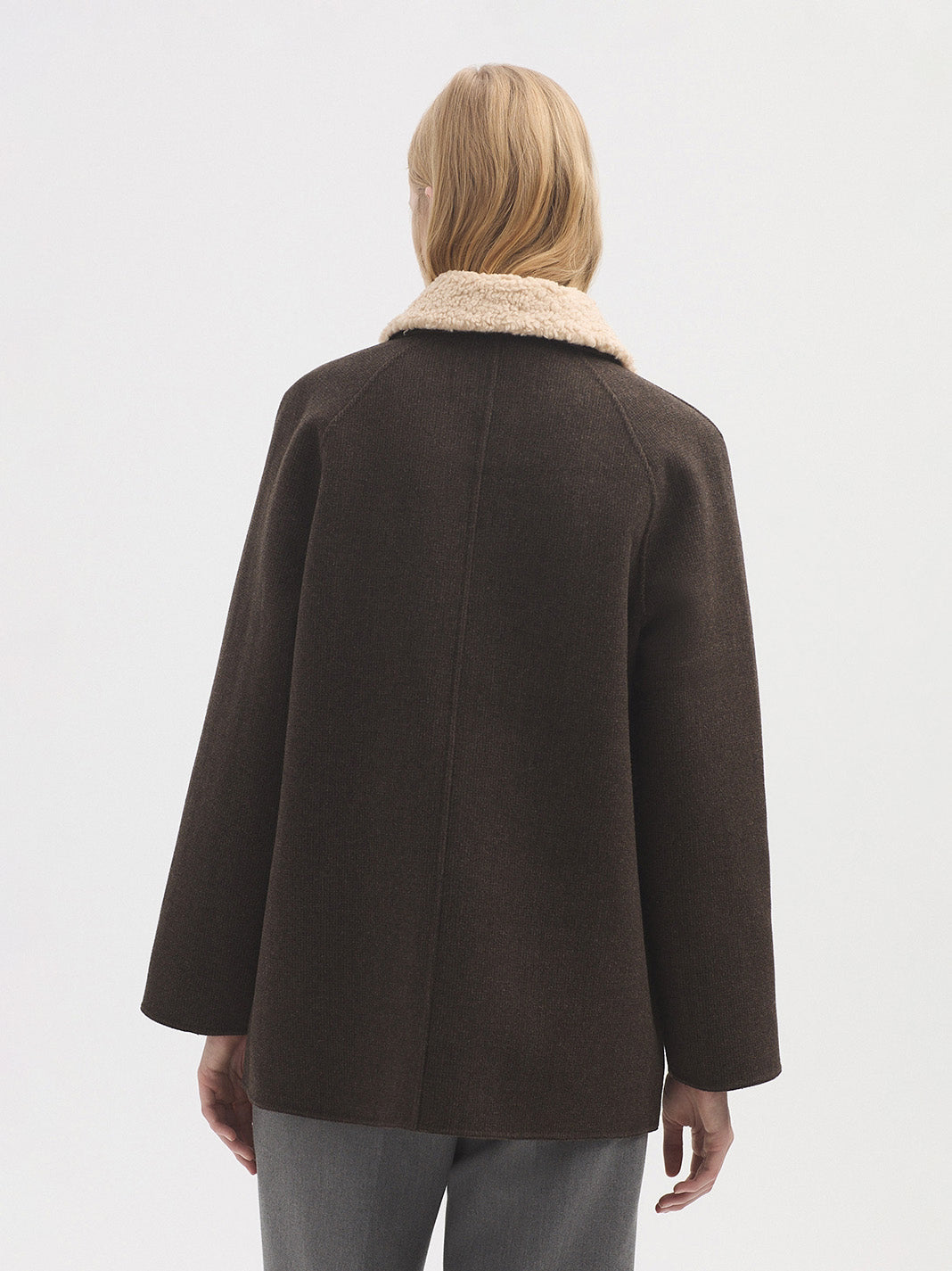 Sheepskin neck jacket