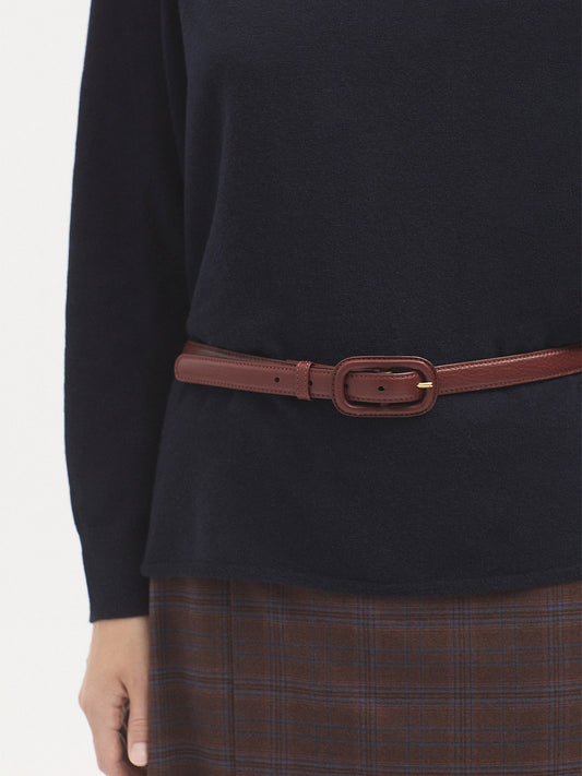 Leather belt with buckle