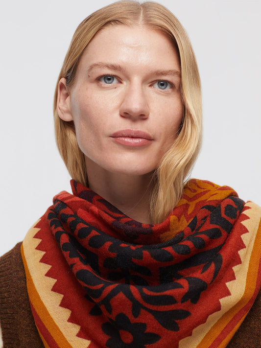 Folk print foulard