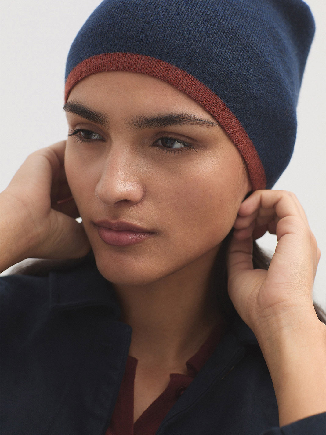 Contrast woolly hat