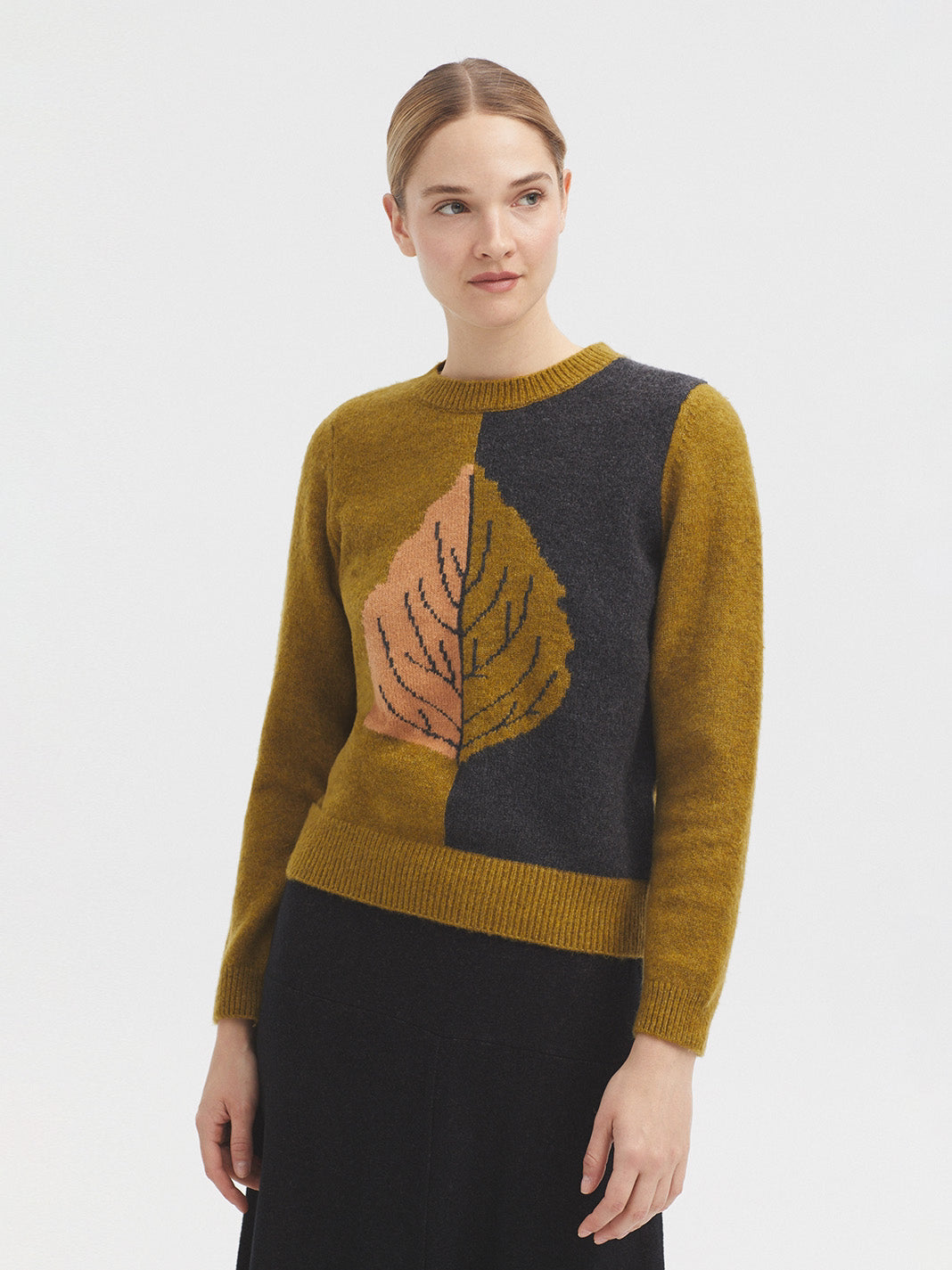 Leaf intarsia jumper