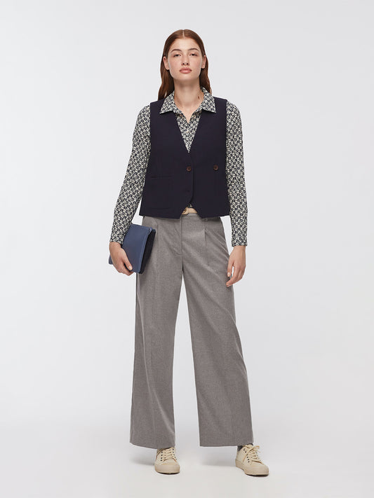 Wide leg trousers