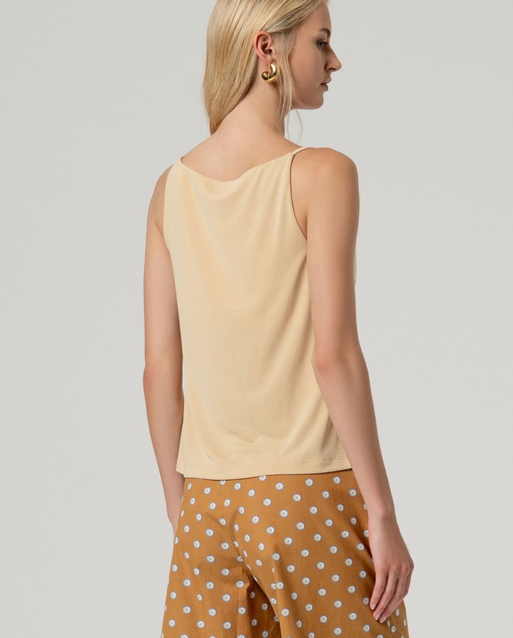 V-neck strap top Beige