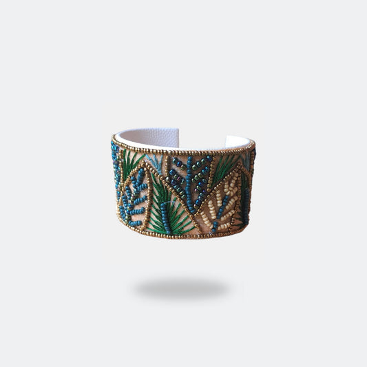 Cuff beads bracelet Beige