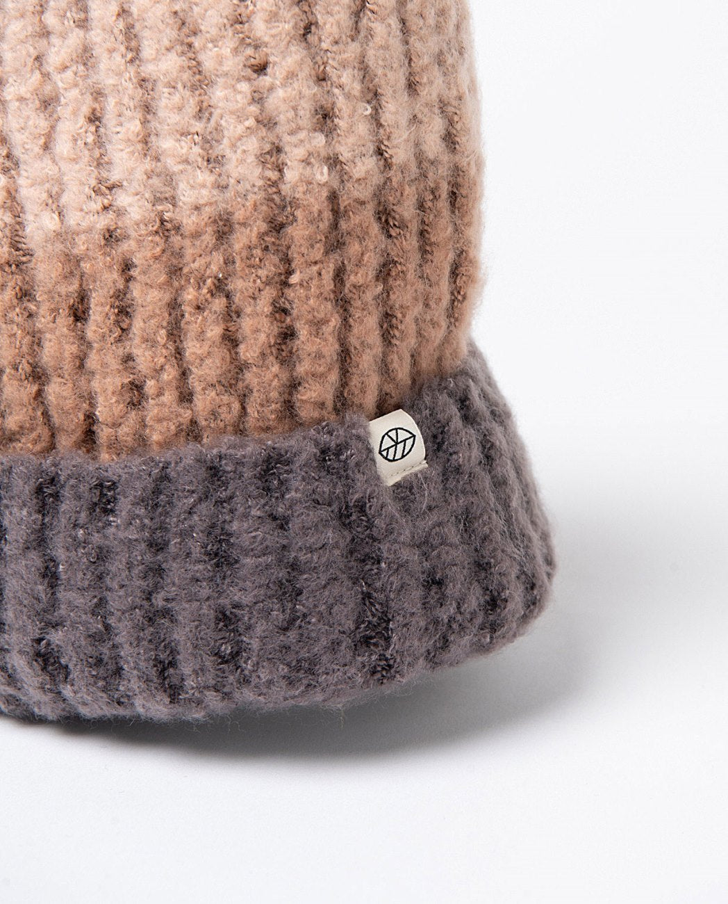 Striped knit beanie Brown