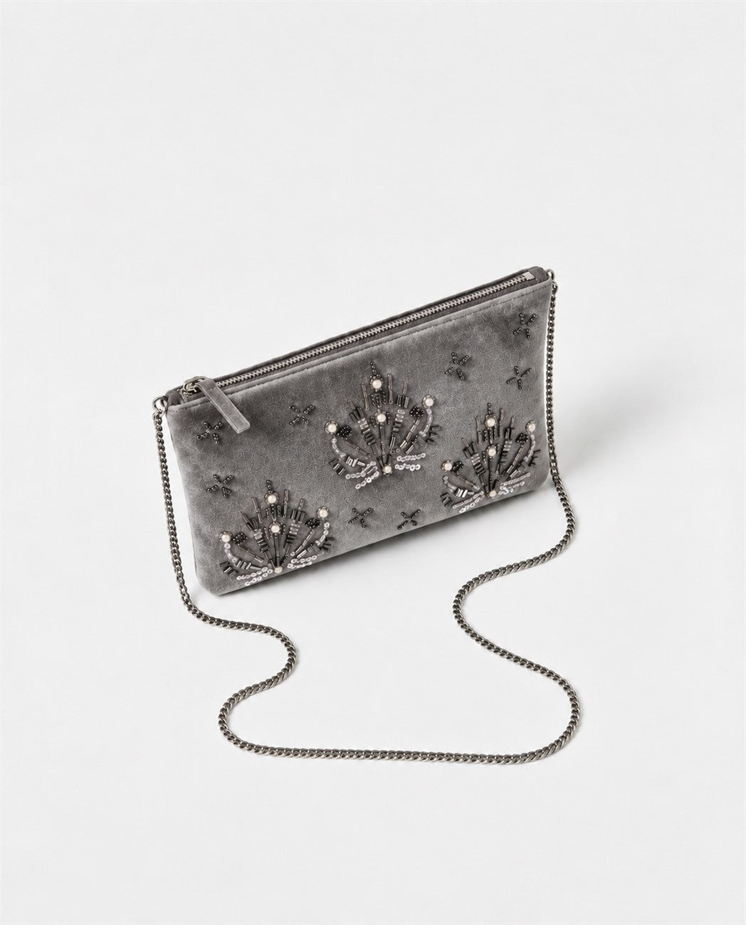 Beaded clutch Grey