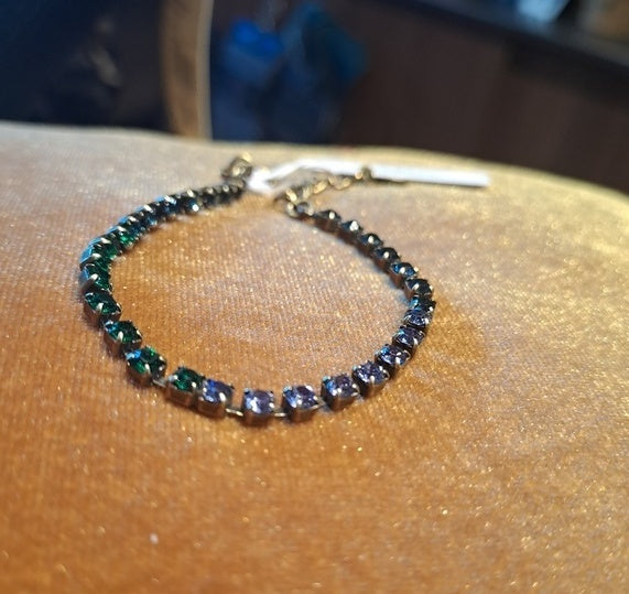 Bracelet with strass green