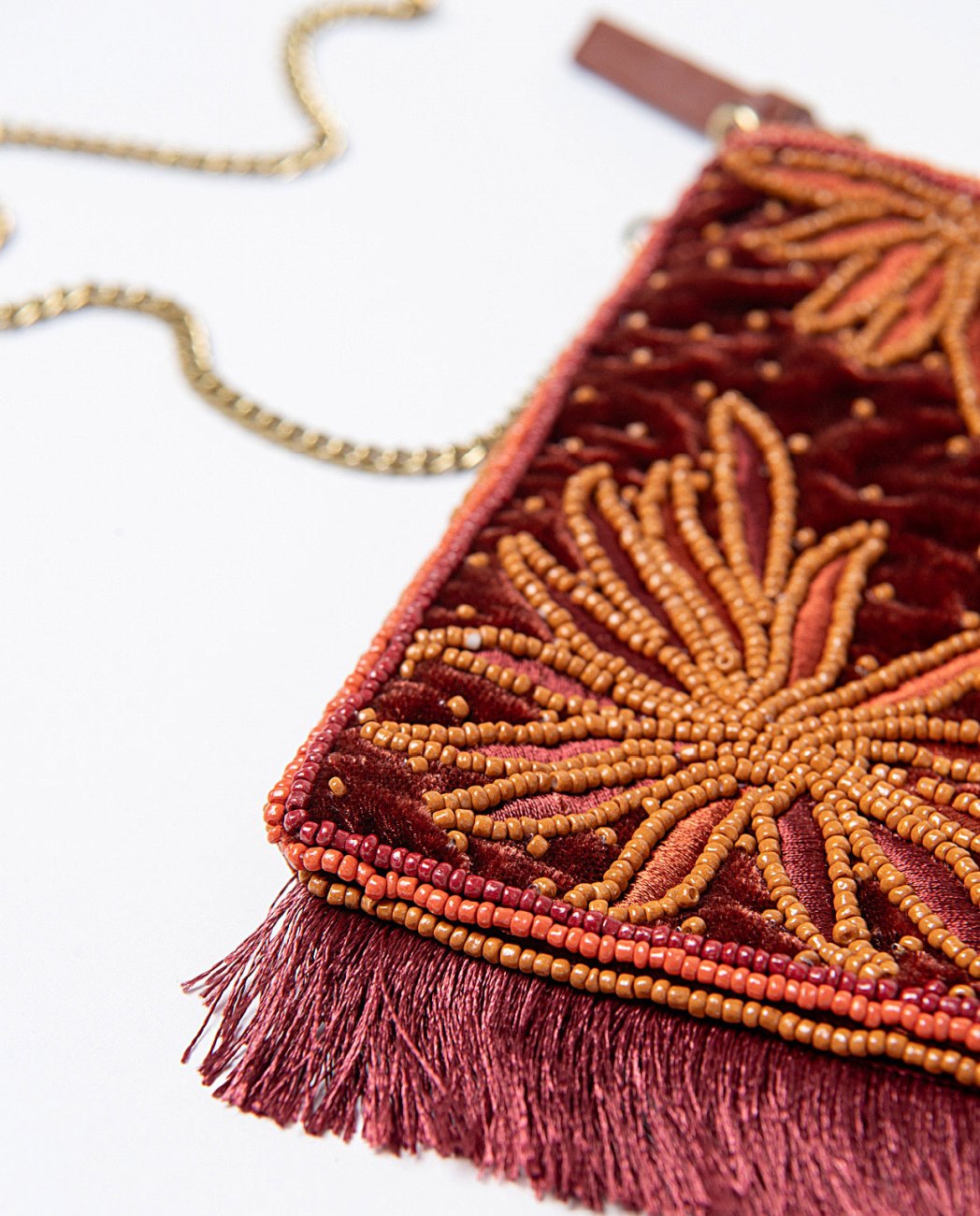 Hand-embroidered clutch Chestnut