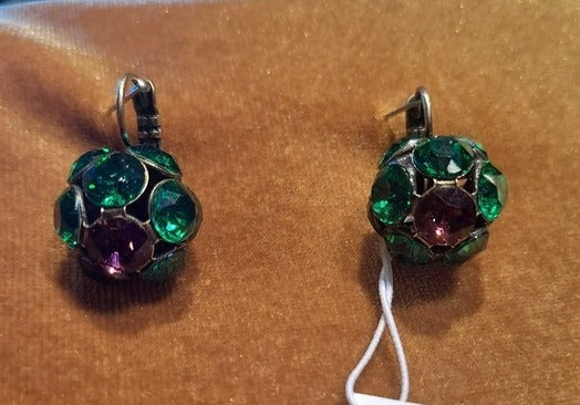 Earrings ball with glass stones green